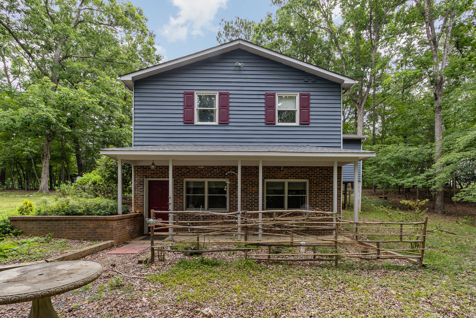 3200 Twin Streams Road