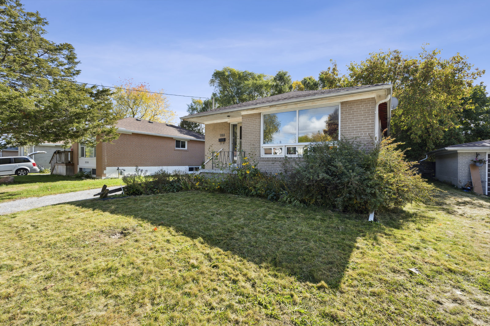 222 Silverbirch Drive
