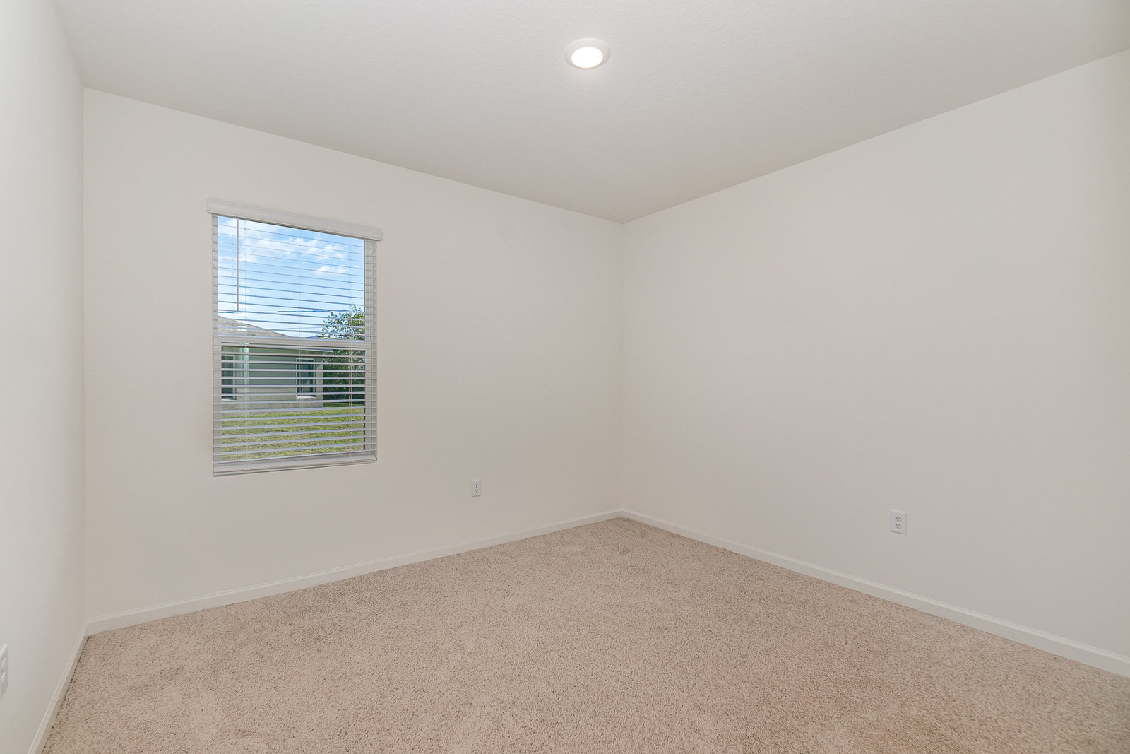 2256 Southeast Powell Court