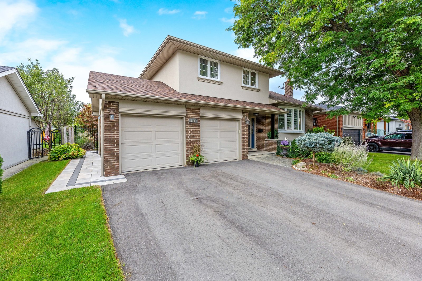 3392 Clanfield Crescent