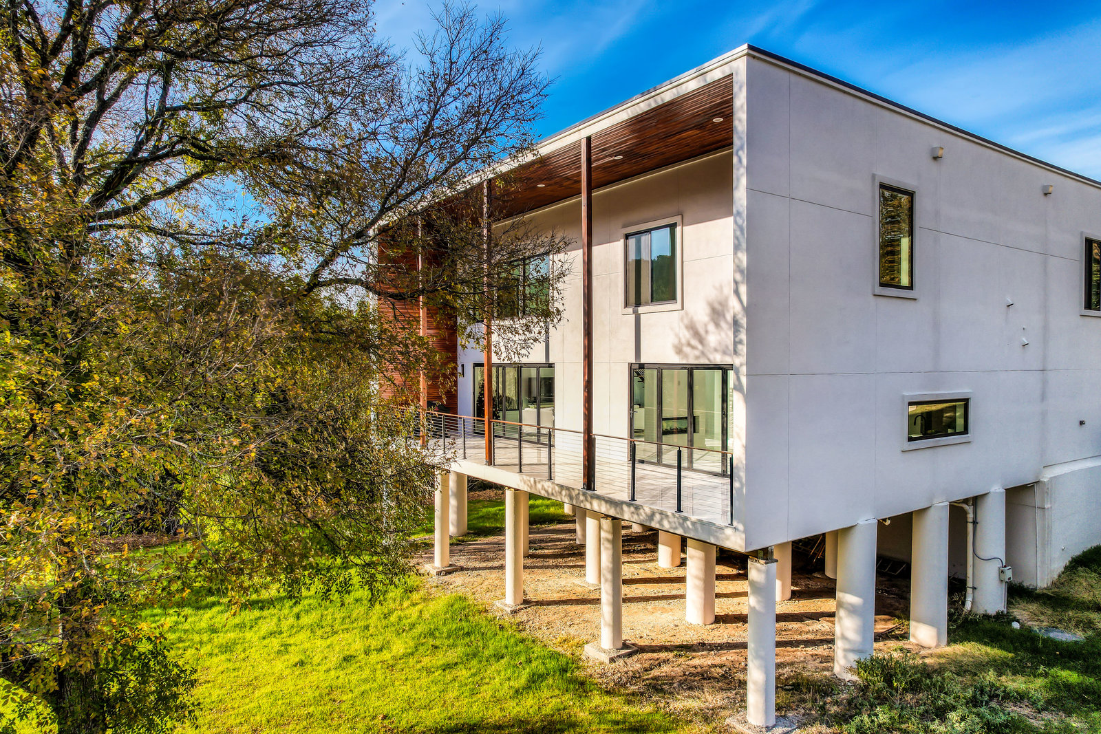 20703 Deep Creek