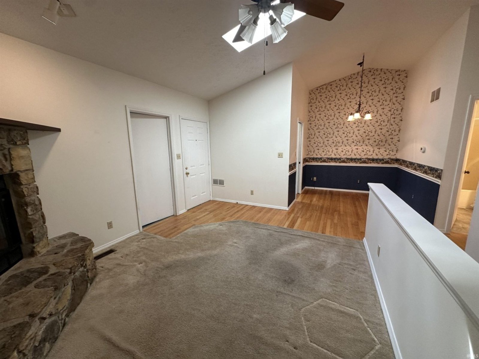 3866 S Laurel Ct