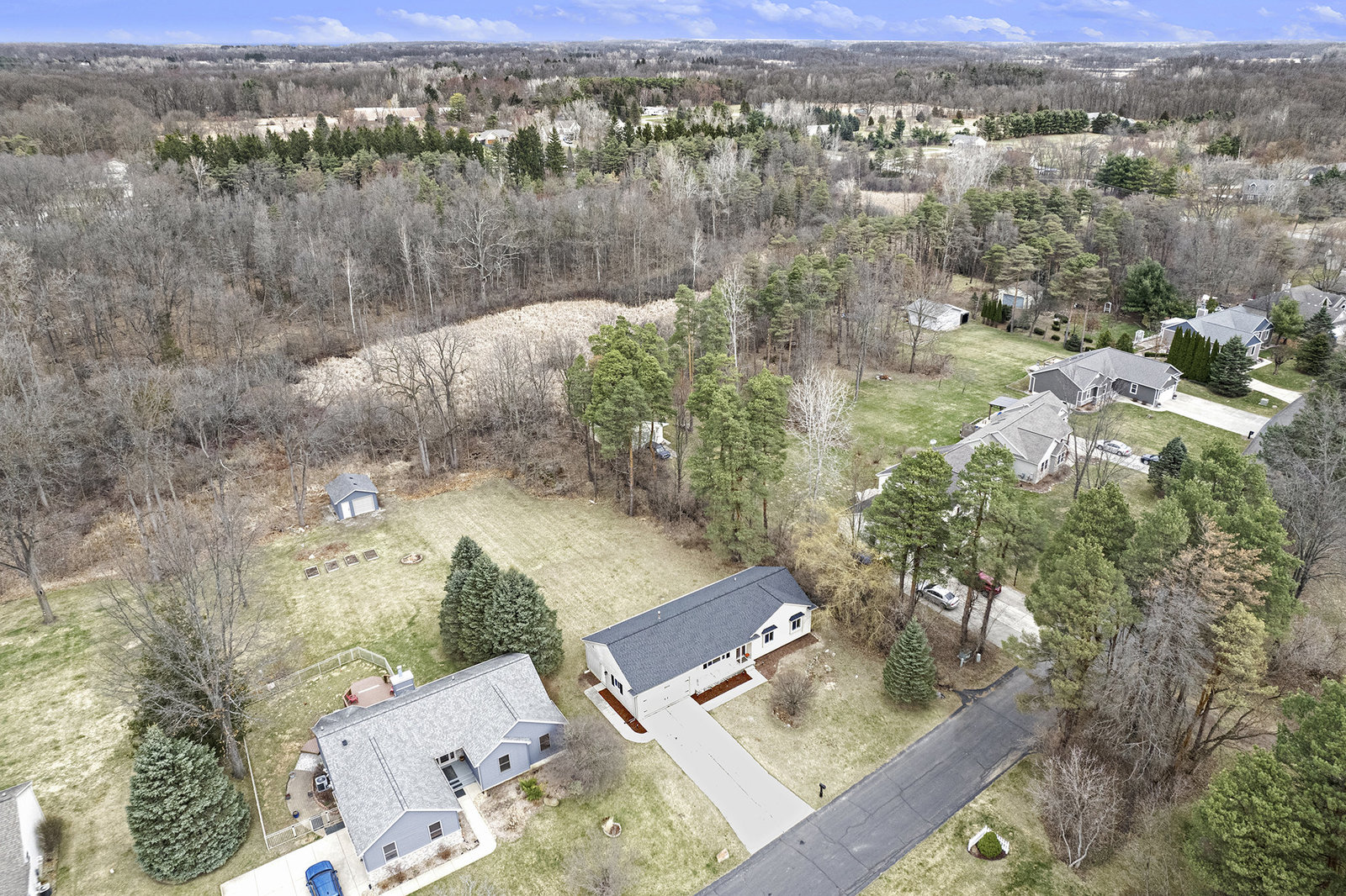 8352 Rustic Trail