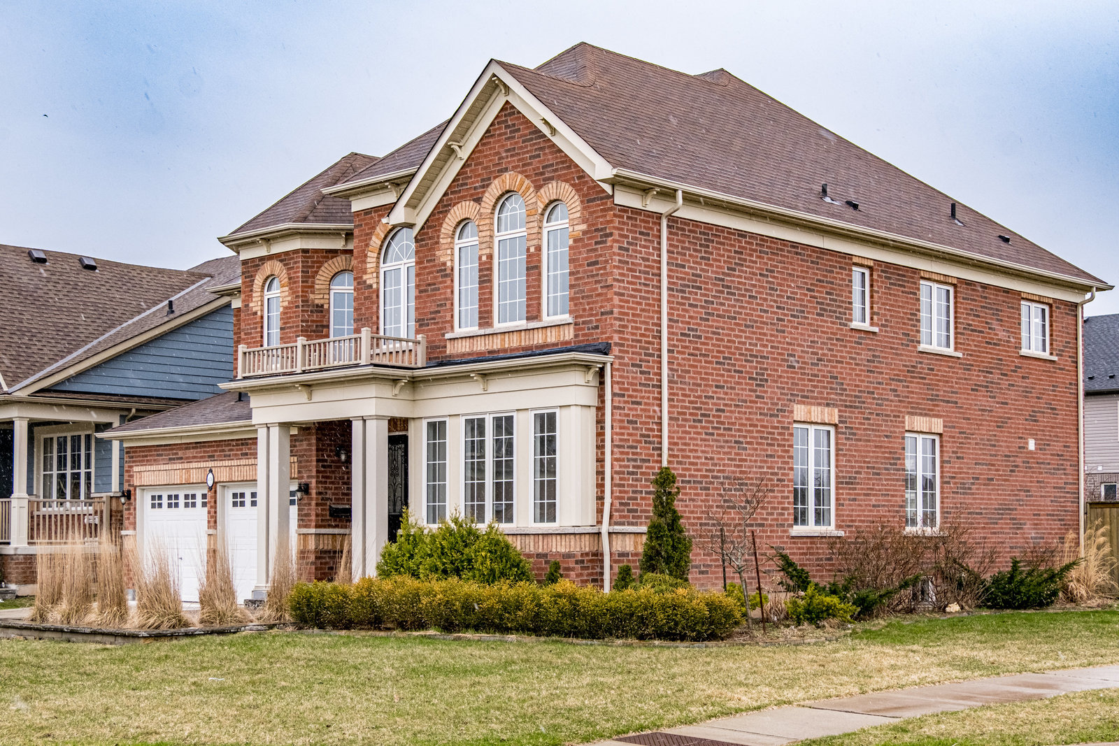 4374 Cinnamon Grove