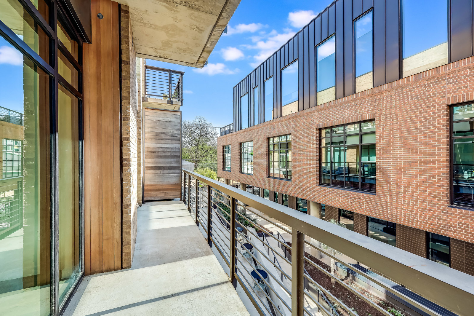 1501 East 4th Street #206