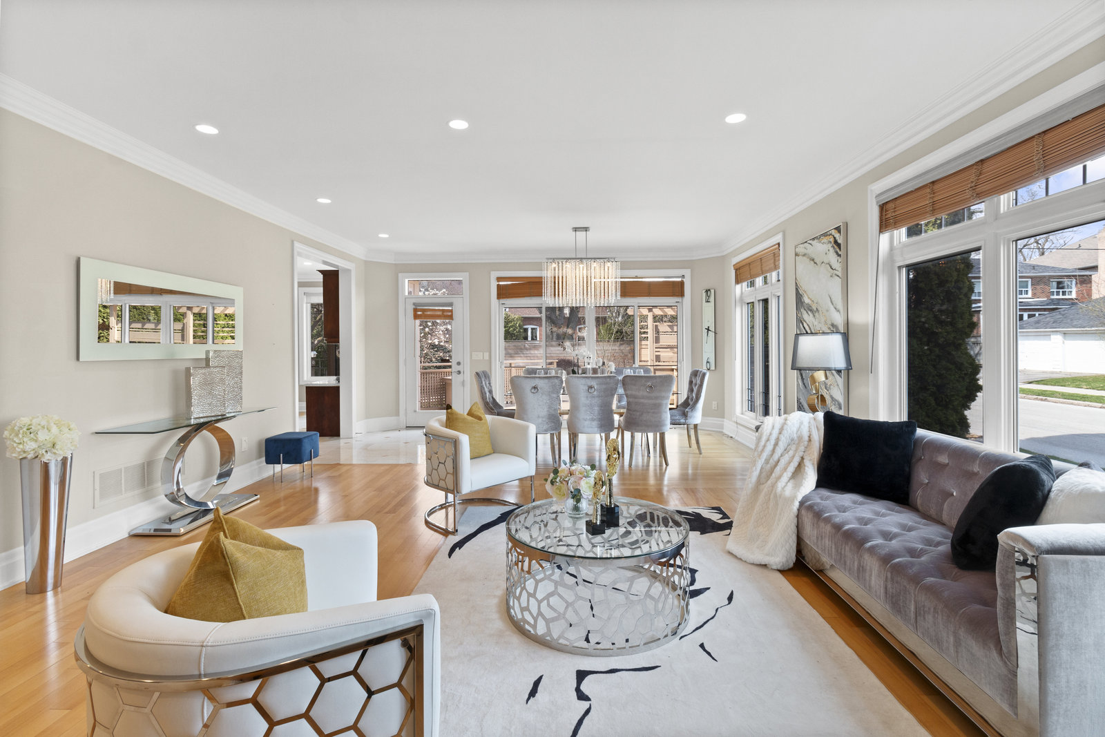260 Princess Ave