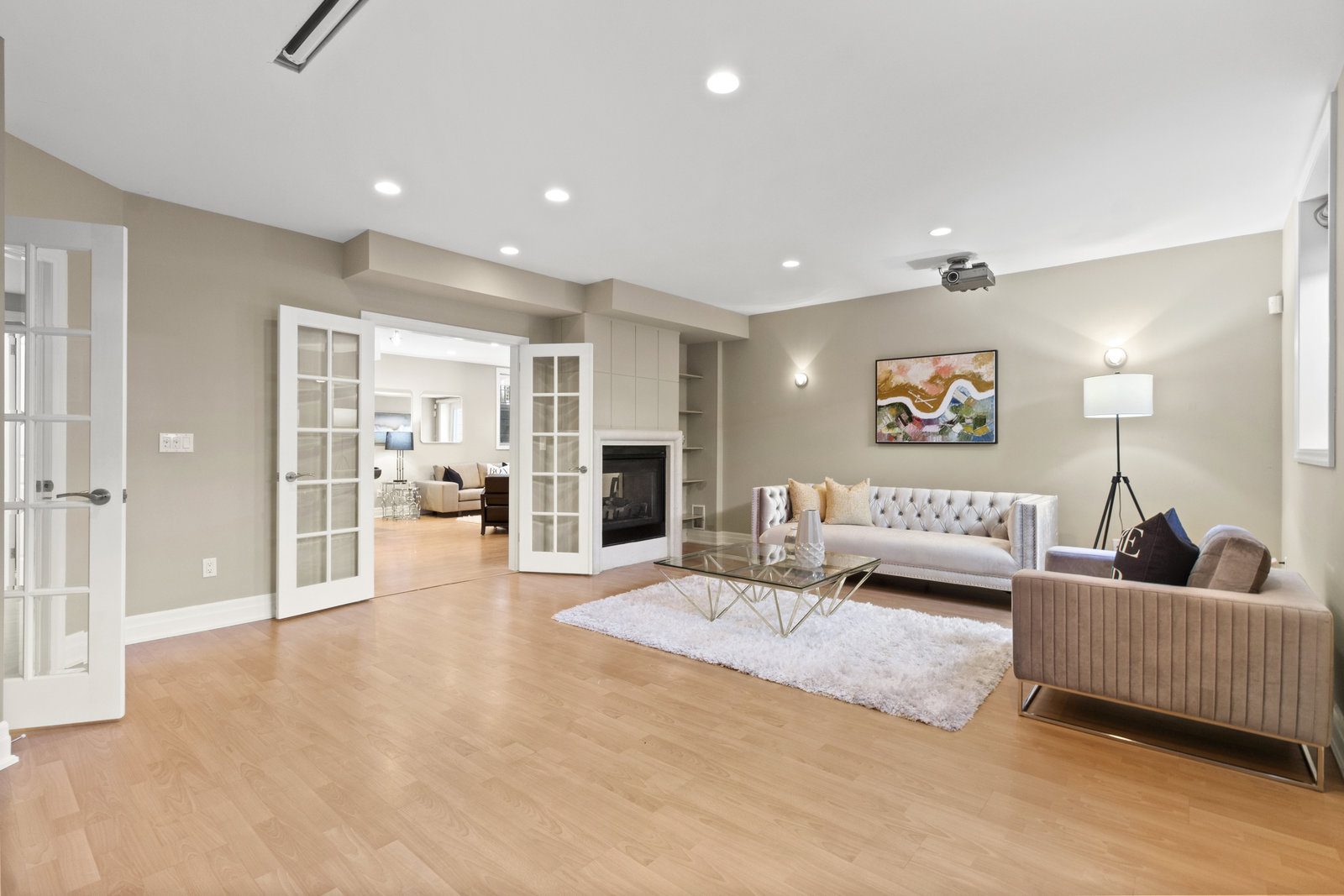 260 Princess Ave