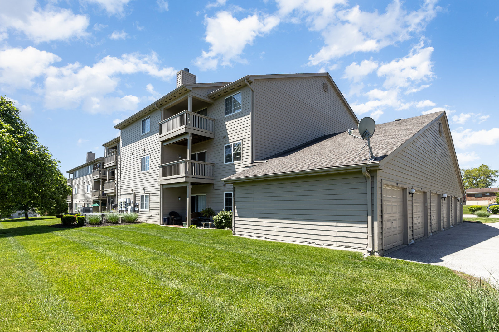 2316 Sawmill Court