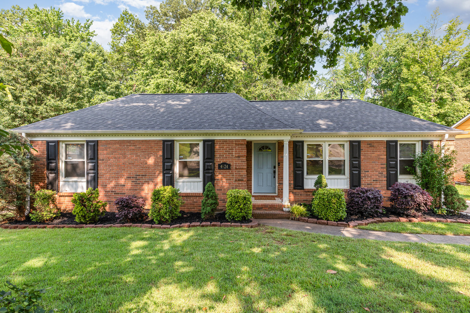 4924 Farm Pond Lane
