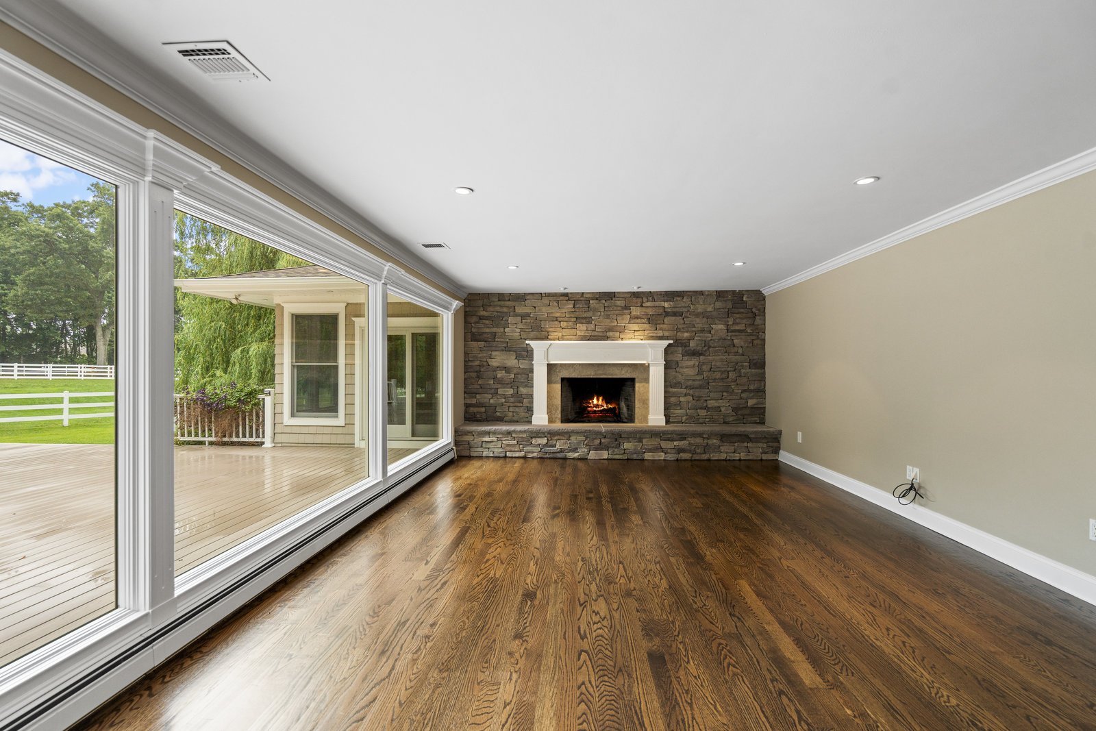 Oakside Rothwell Property Tour