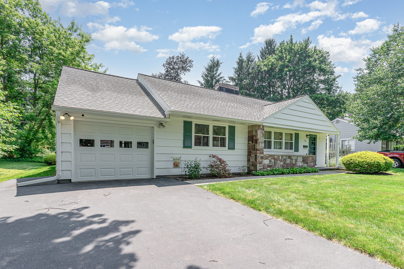 109 Ridgeview Drive
