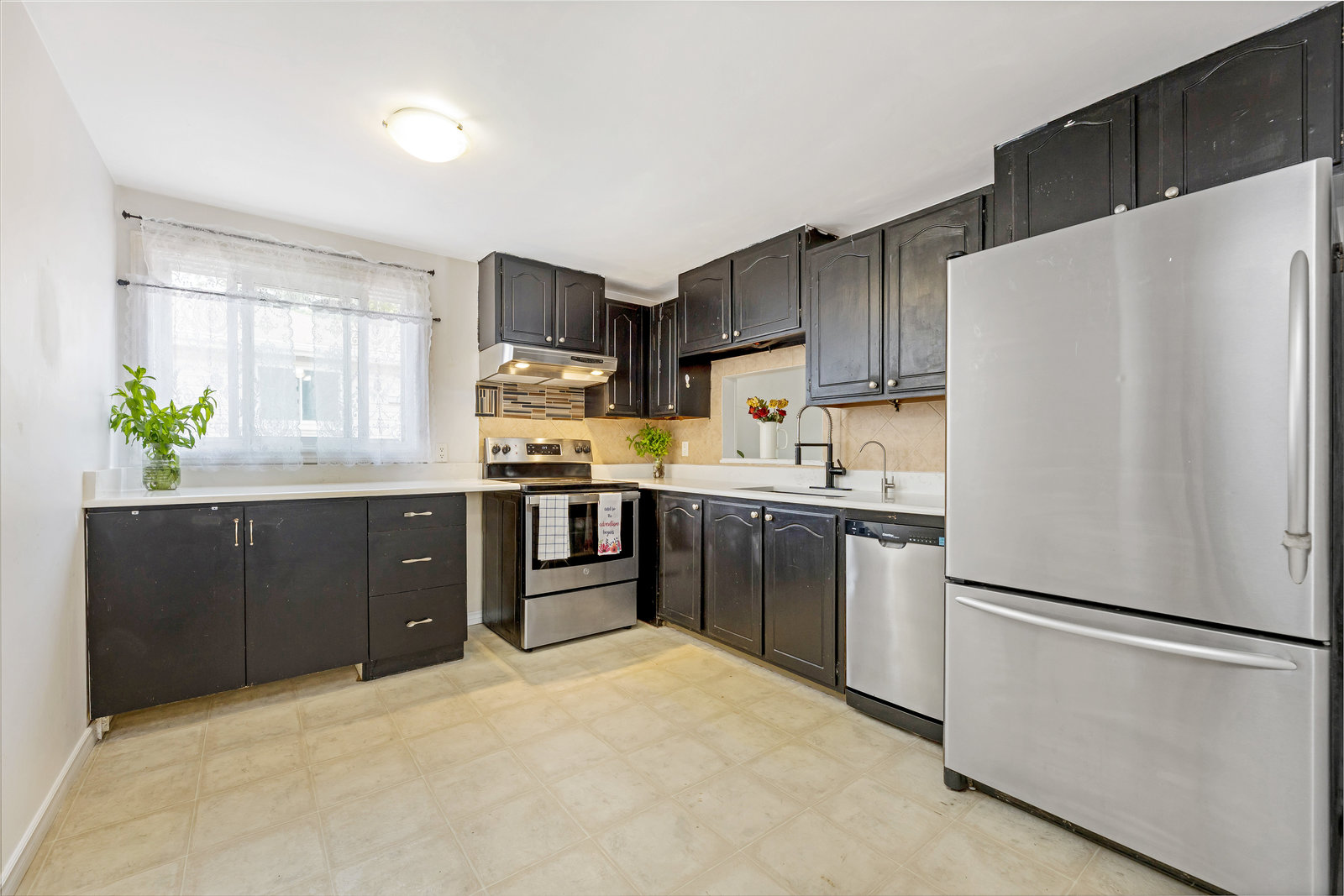 6 - 175 Elm Ridge Drive