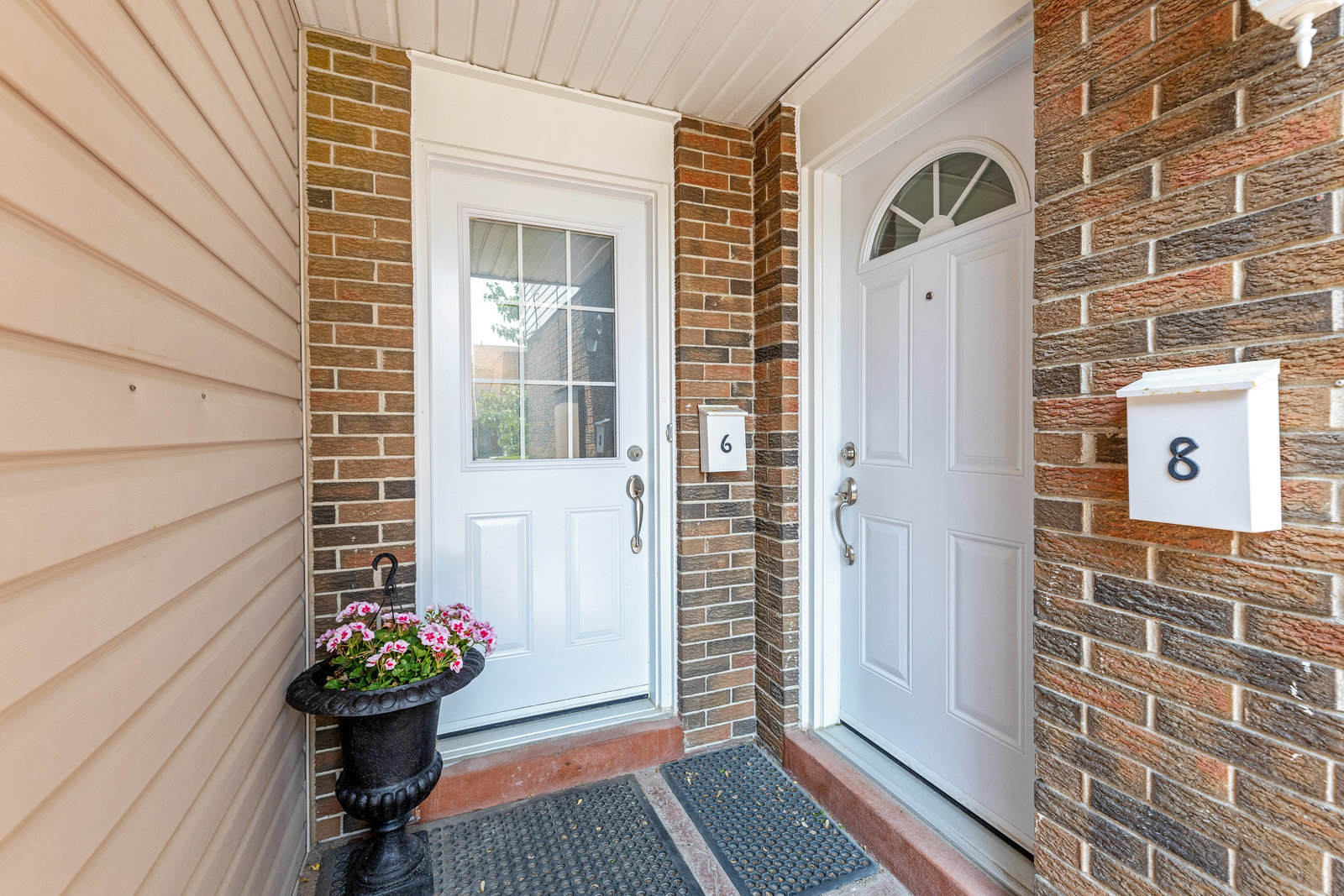 6 - 175 Elm Ridge Drive