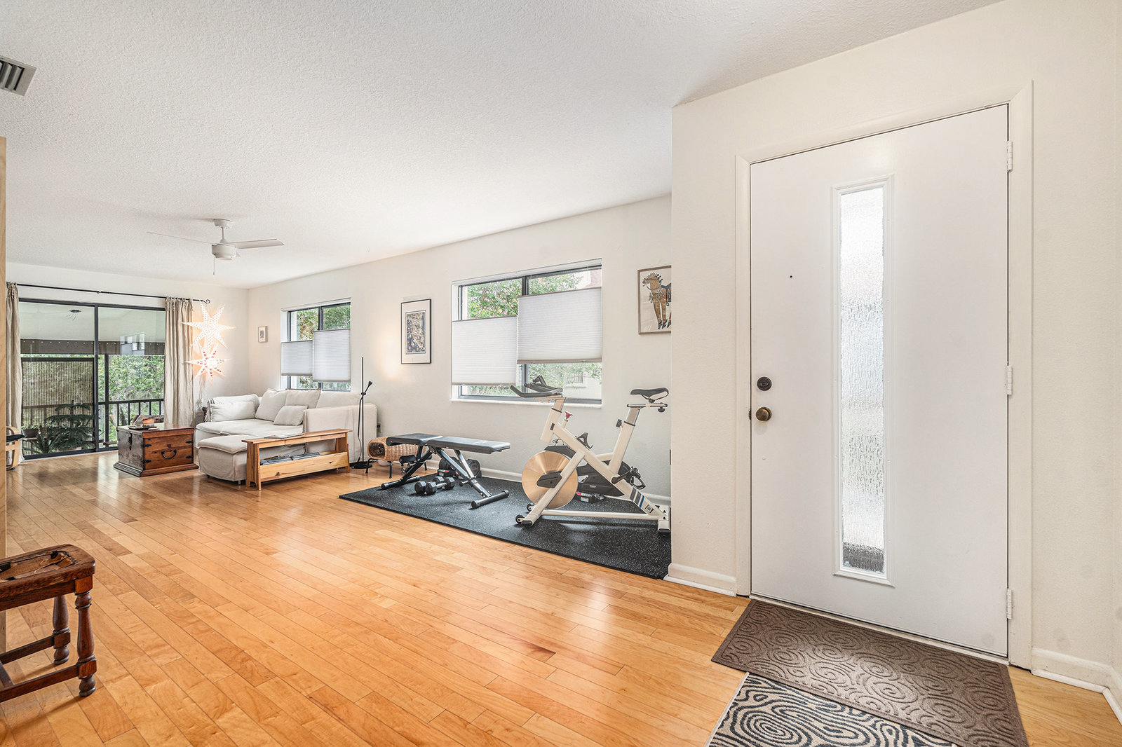 23p68 2368 Flanders Way