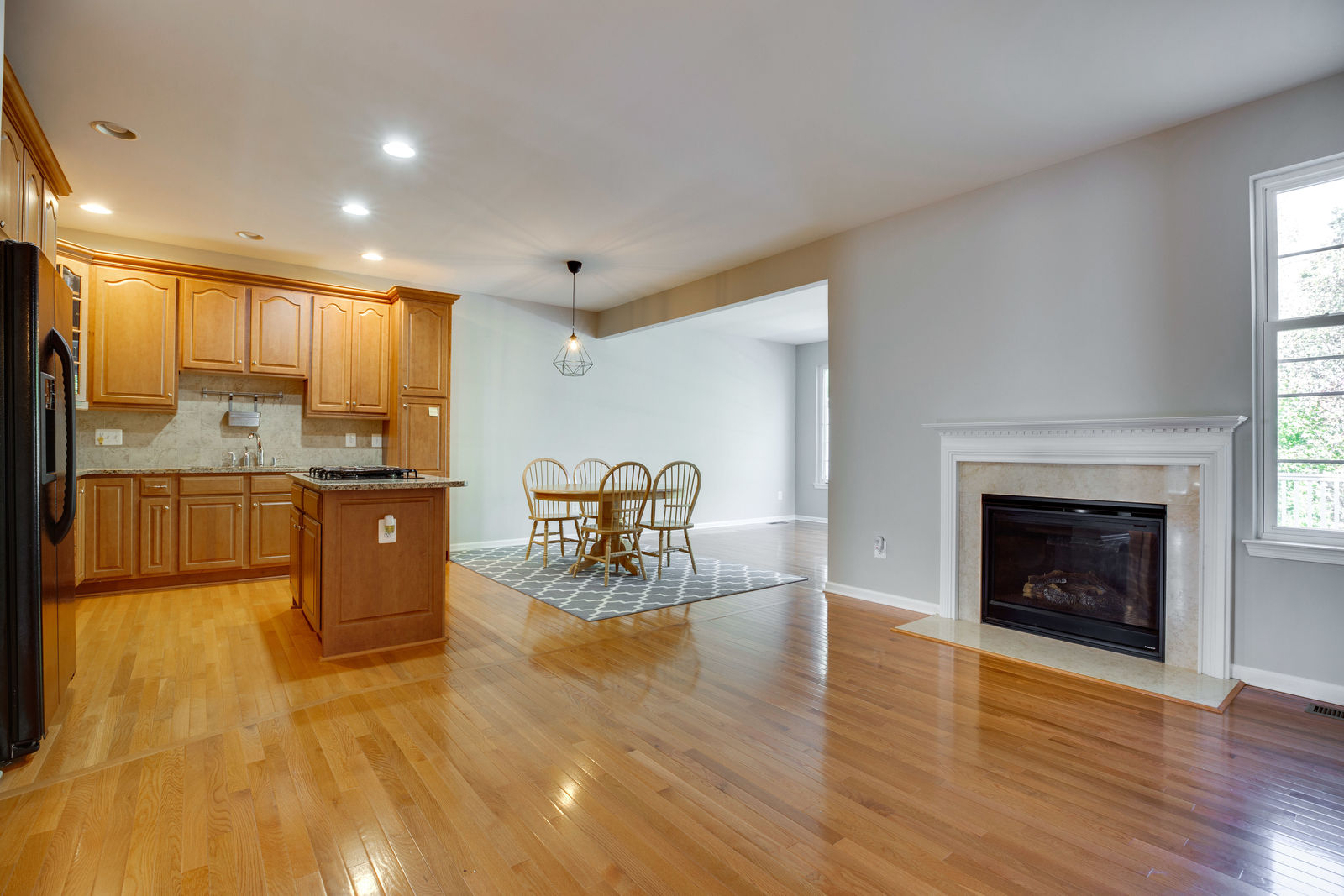 25587 America Square