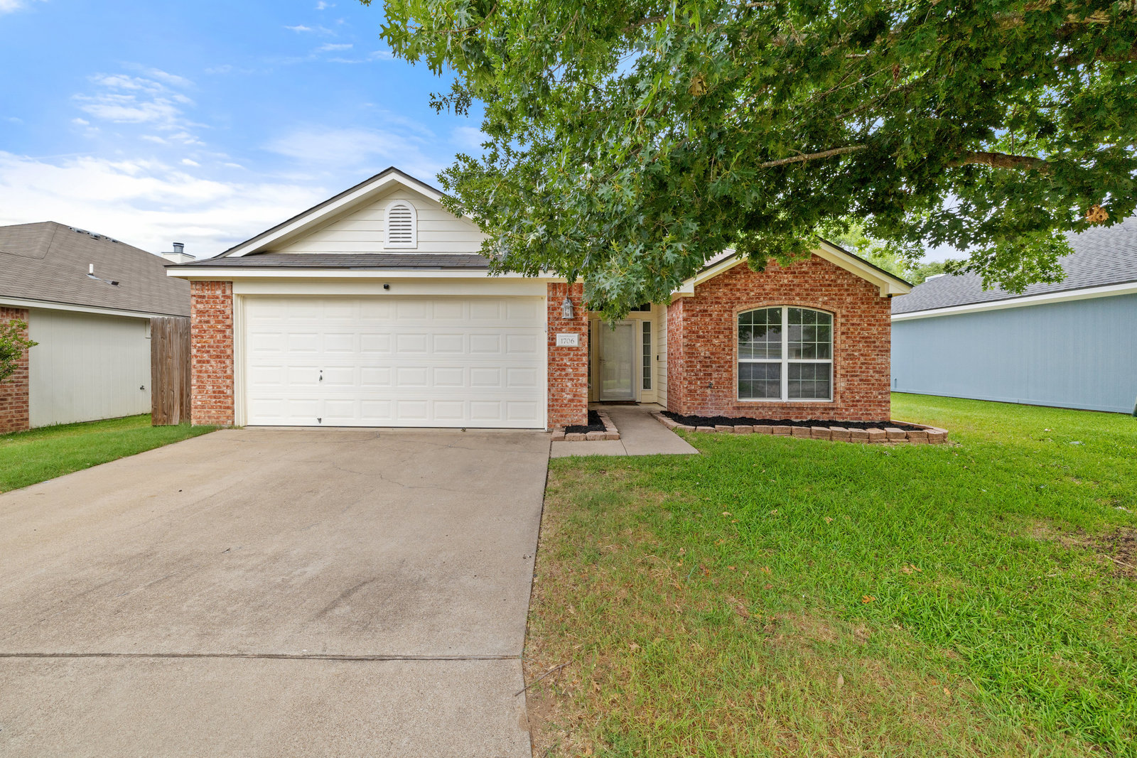 1706 Wood Creek Trl