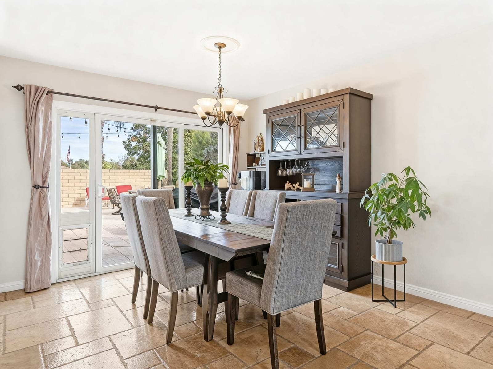 Anaheim Hills home for sale - 420 S Rolling Hills Place, Anaheim Hills - Photo 2