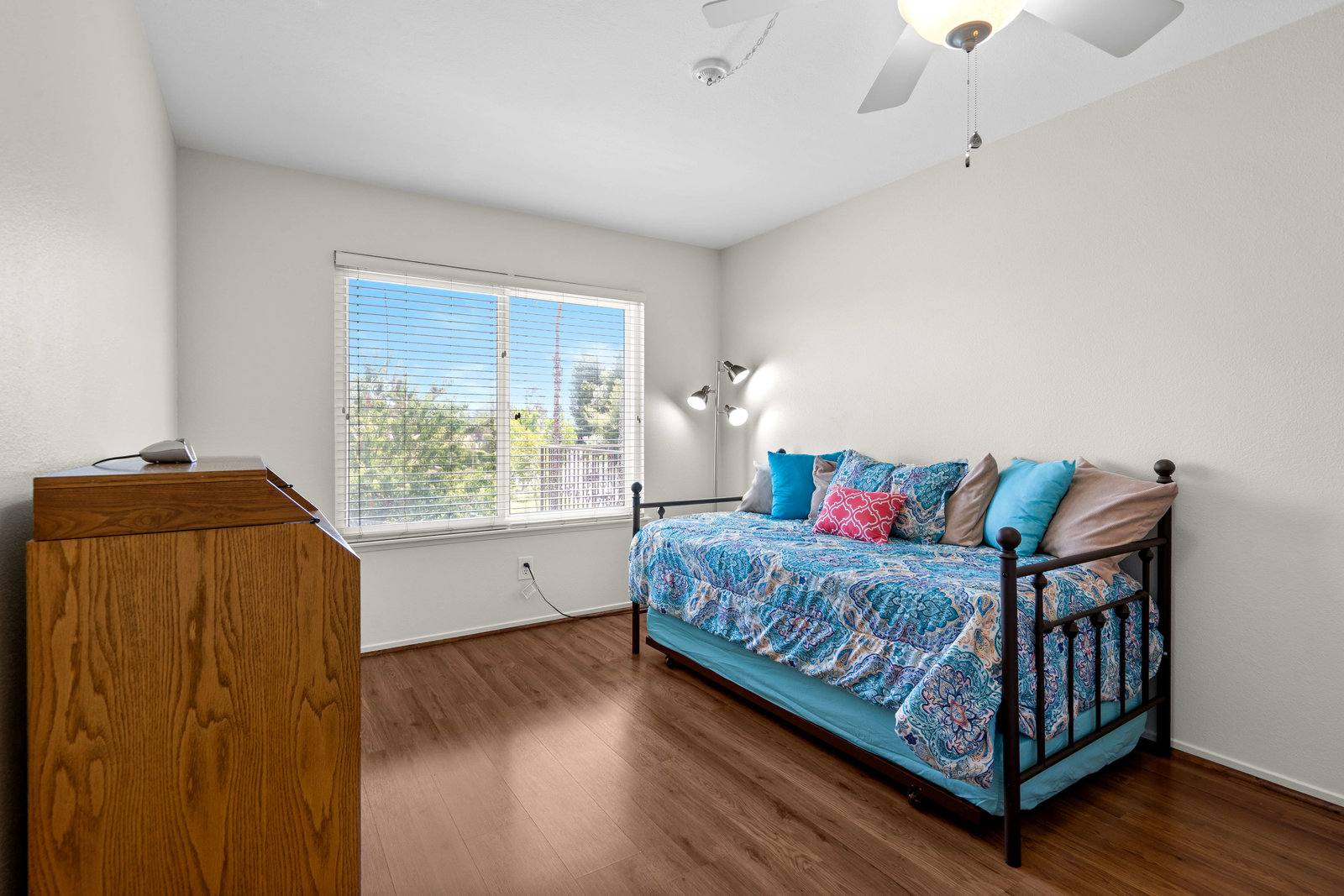 420 S Rolling Hills Place, Anaheim Hills - living space