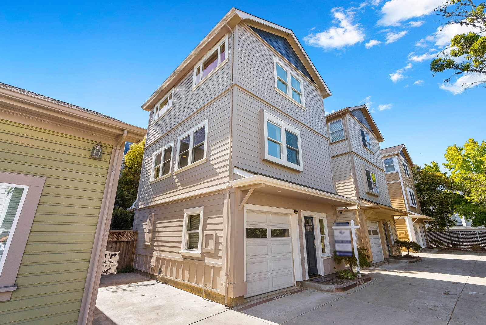 411 Broadway Apt B, Santa Cruz, CA, 95060 | Rela