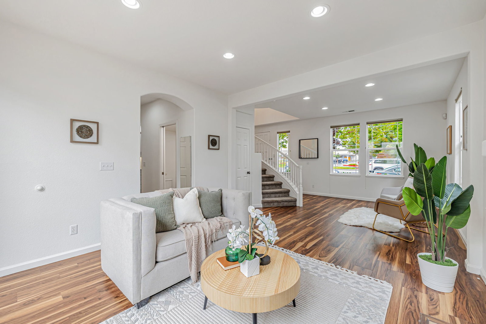 5220 Union Ave