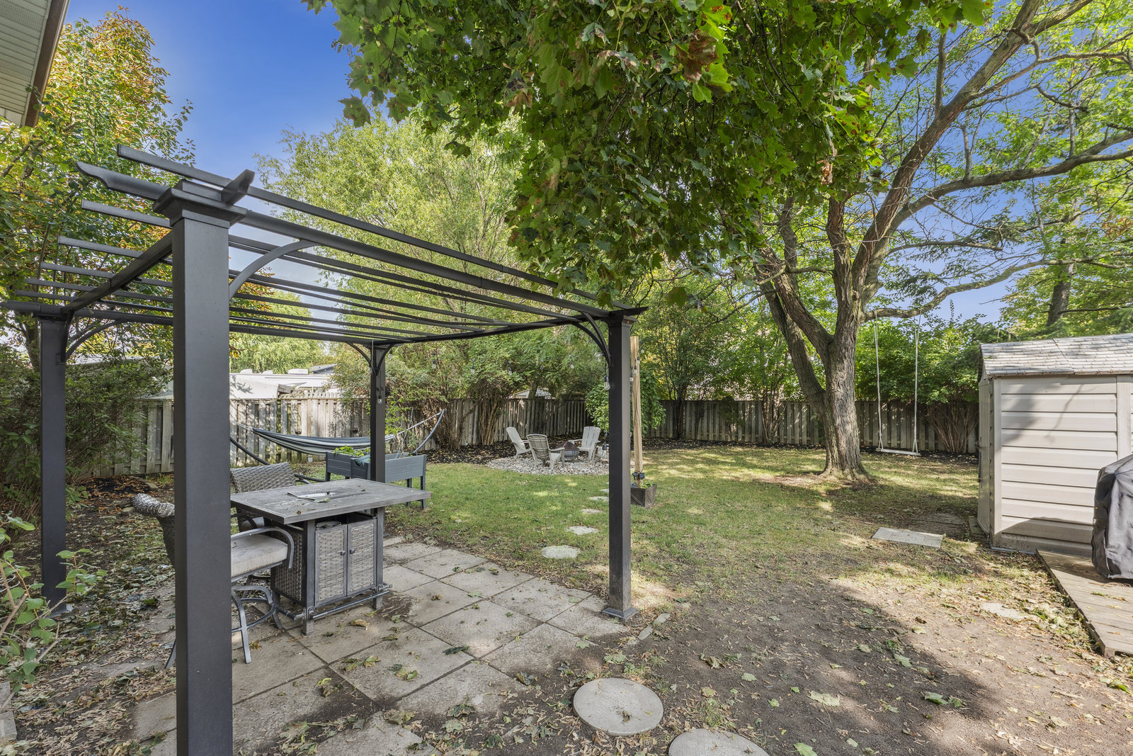 102 Rutherford Road North