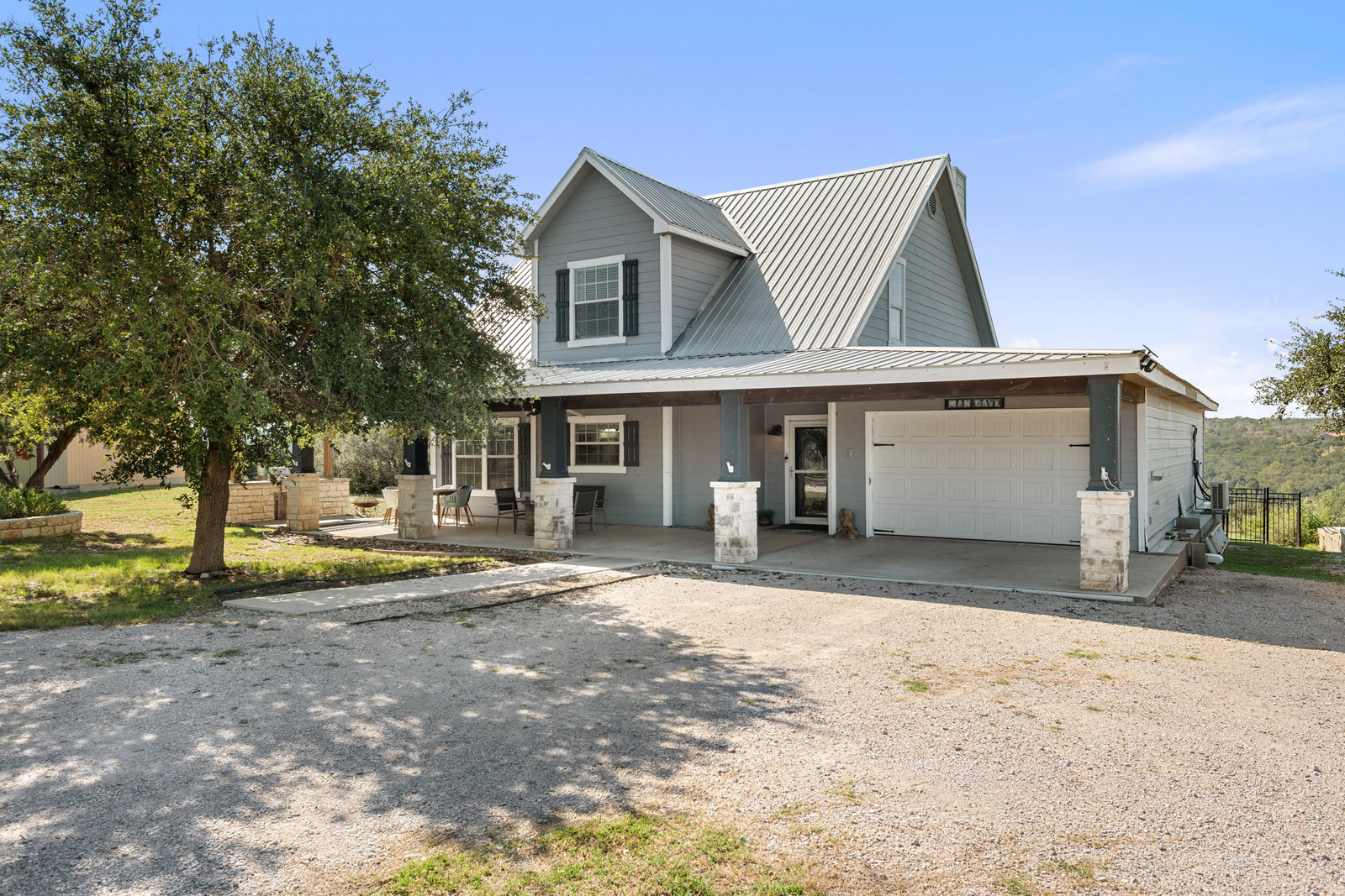 811 County Road 130 Rd Burnet, TX 78611