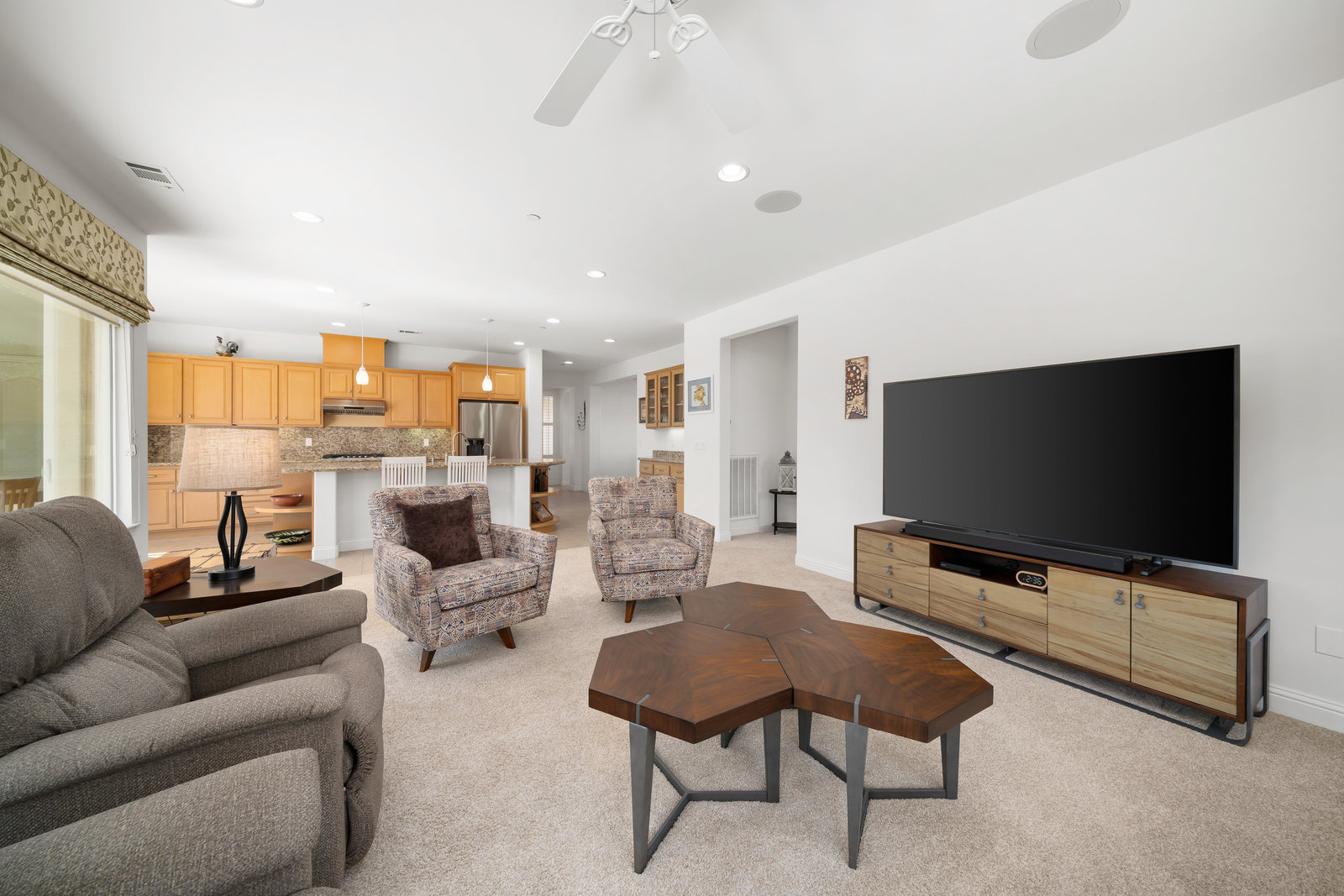 1147 Contessa Way