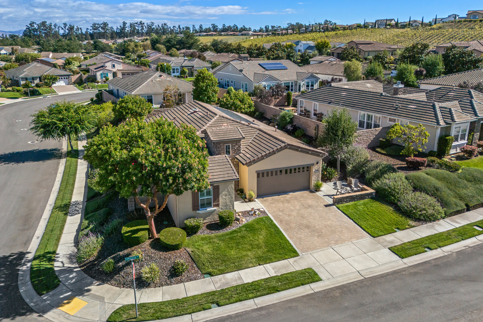 1147 Contessa Way