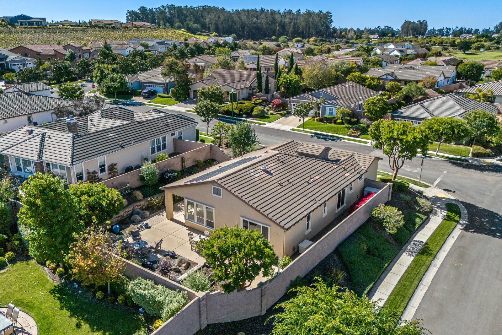 1147 Contessa Way