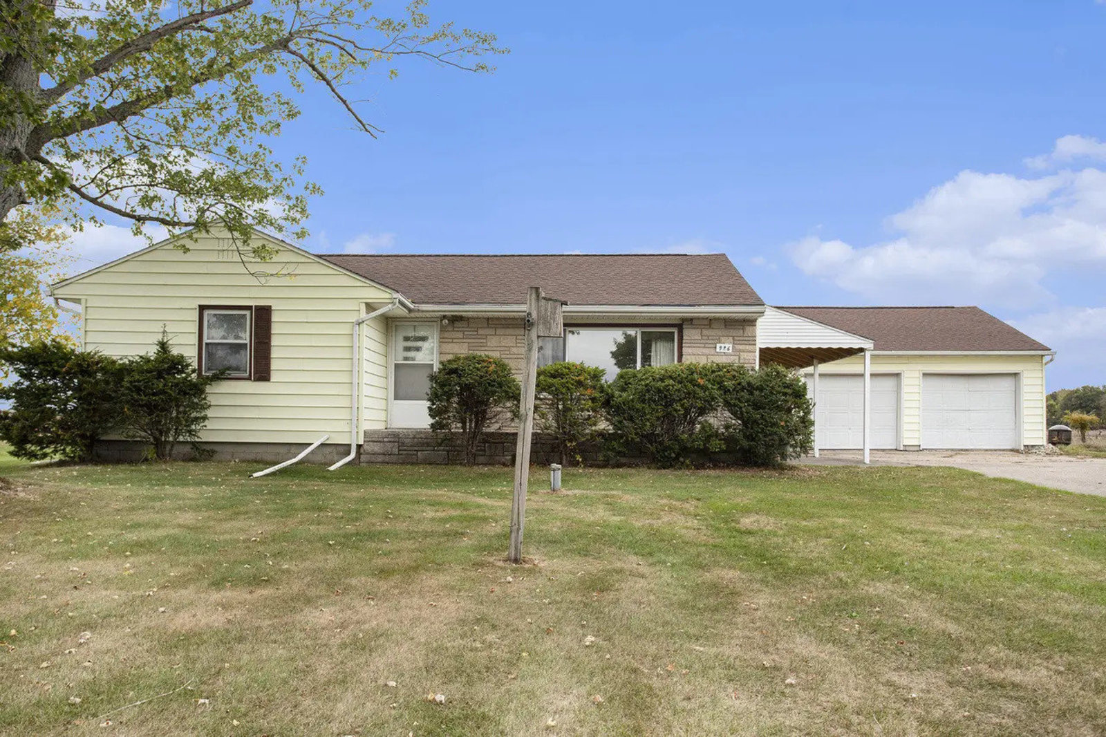 926 Weaver Rd