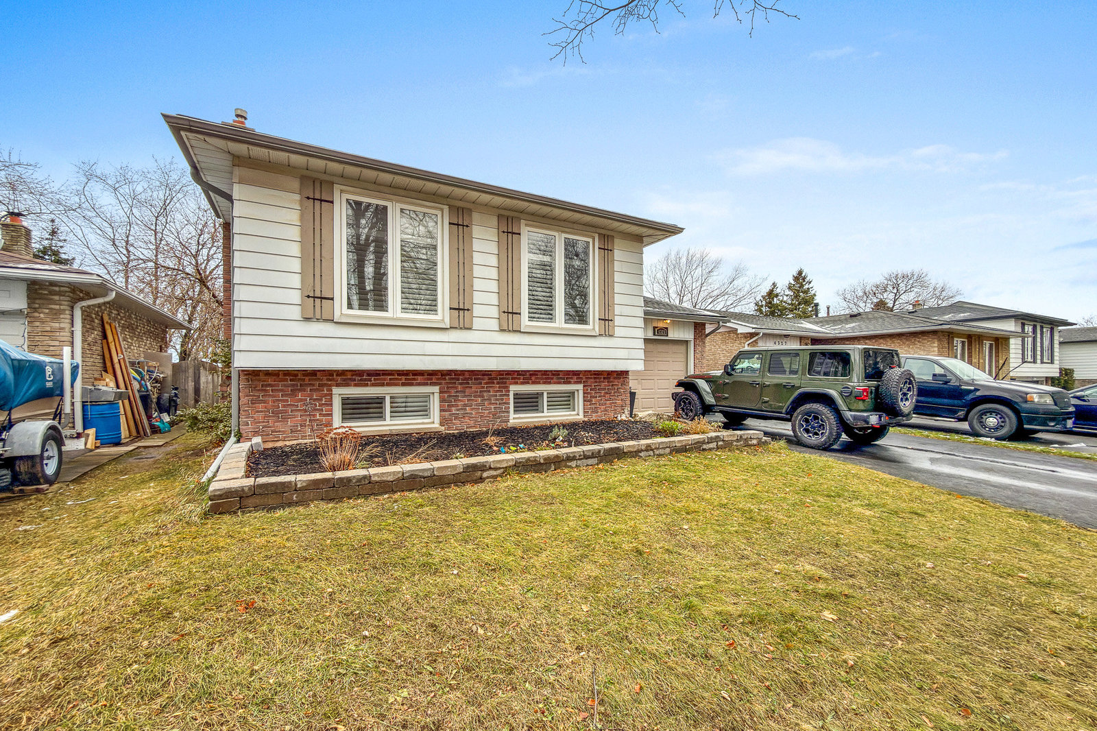 4323 Forsyth Boulevard