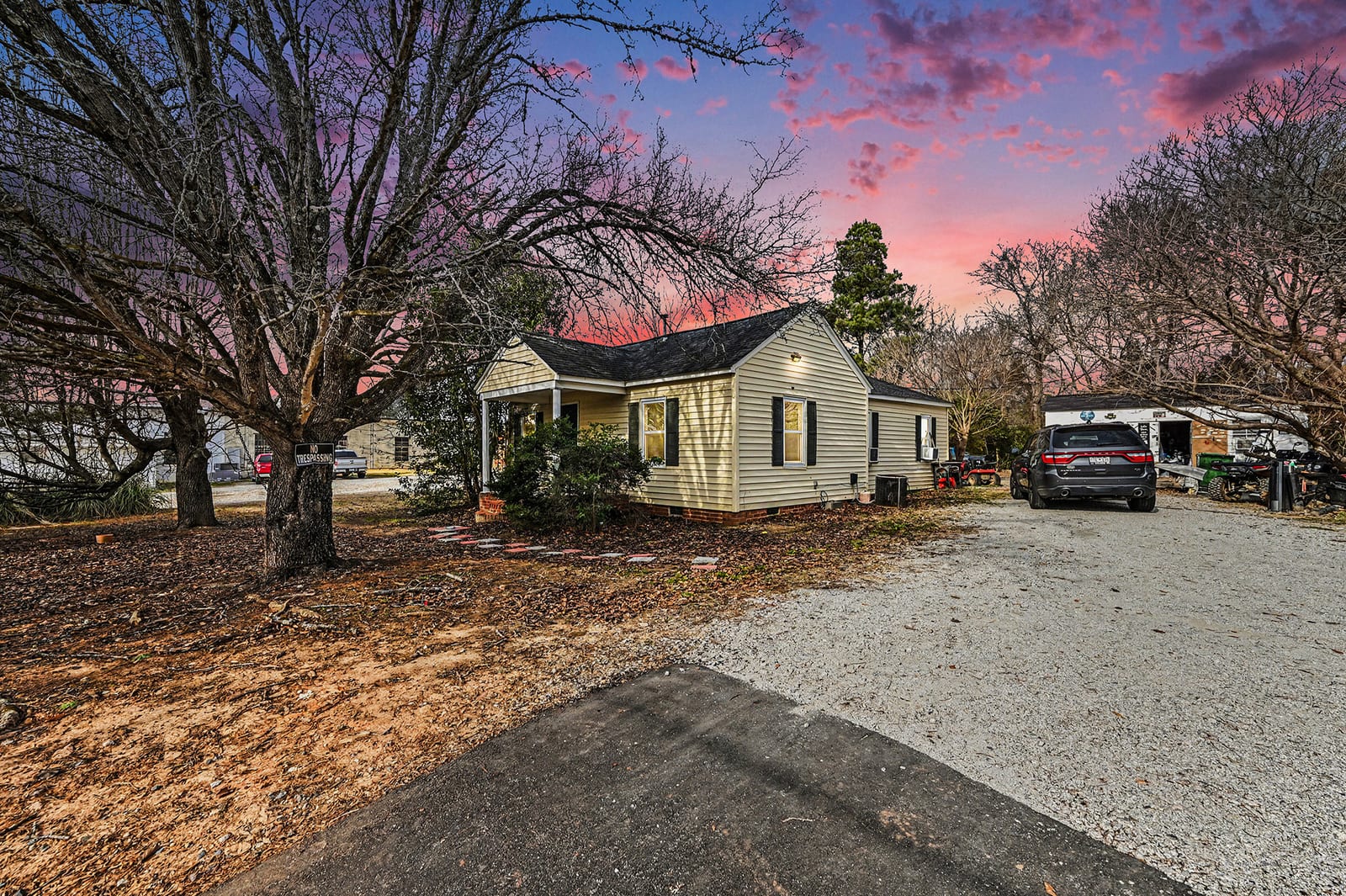 1477 Flat Creek Road