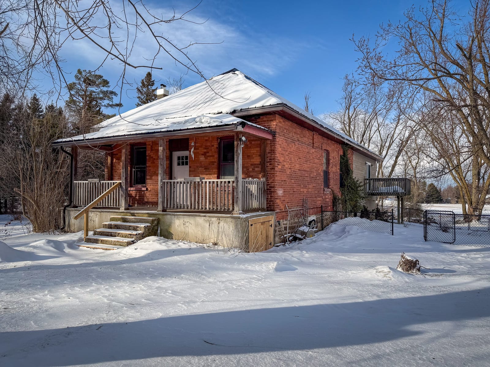 9038 County Road 91
