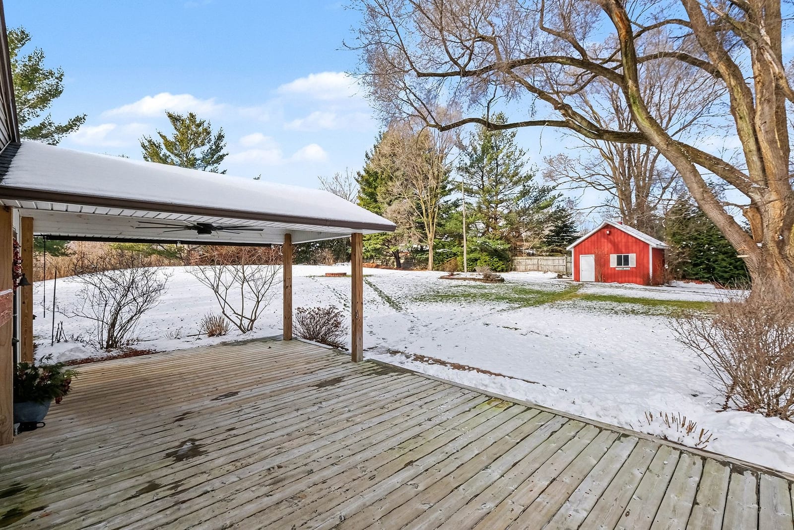 4295 Indian Lakes Road Northeast