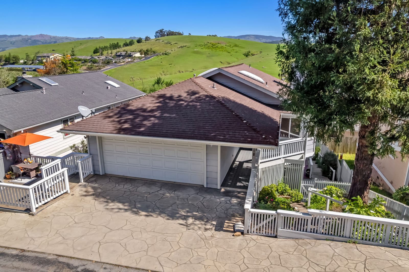 2110 McCabe Dr