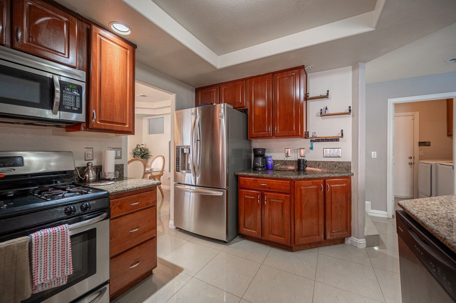 8500 W Gilmore