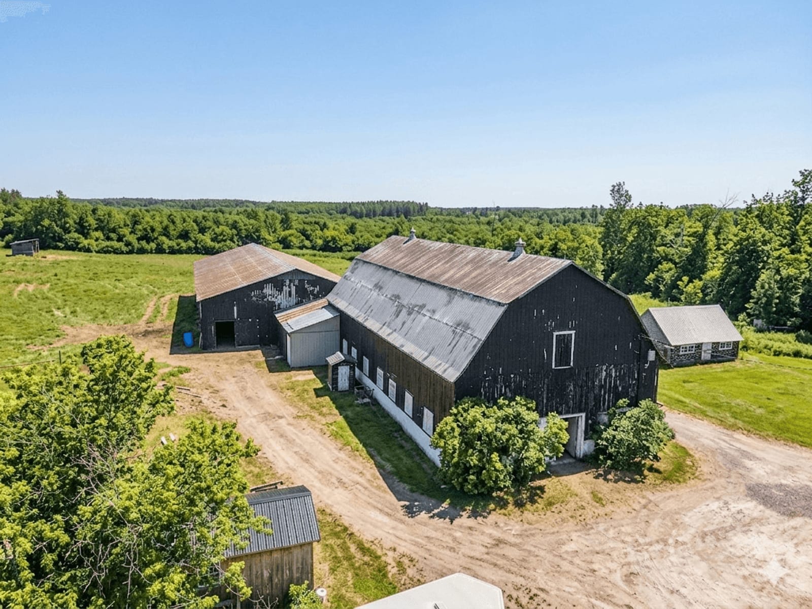 7261 3rd Line Road South