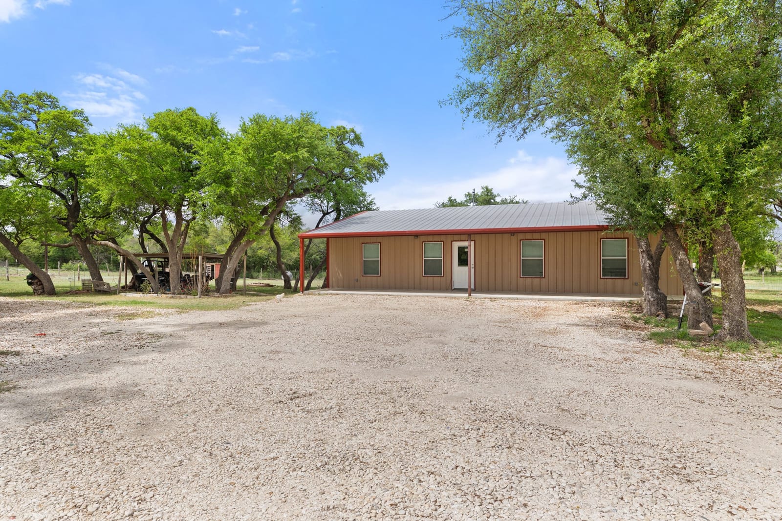 Florence ranch photo 10