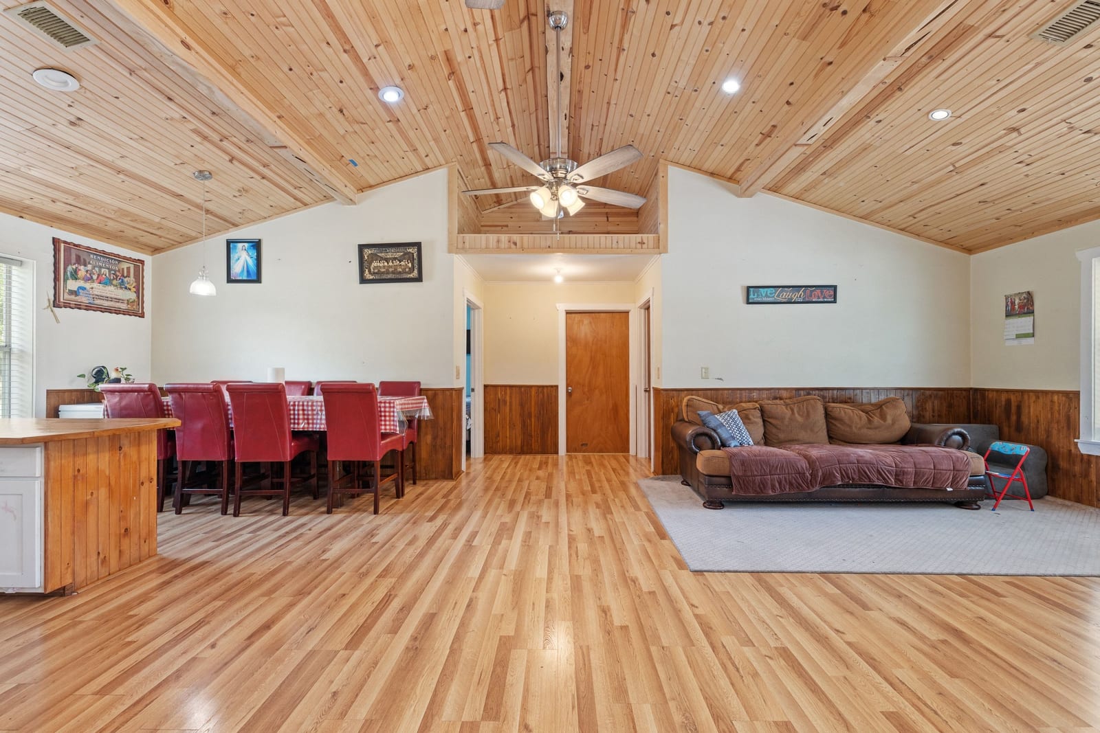 Florence ranch photo 14