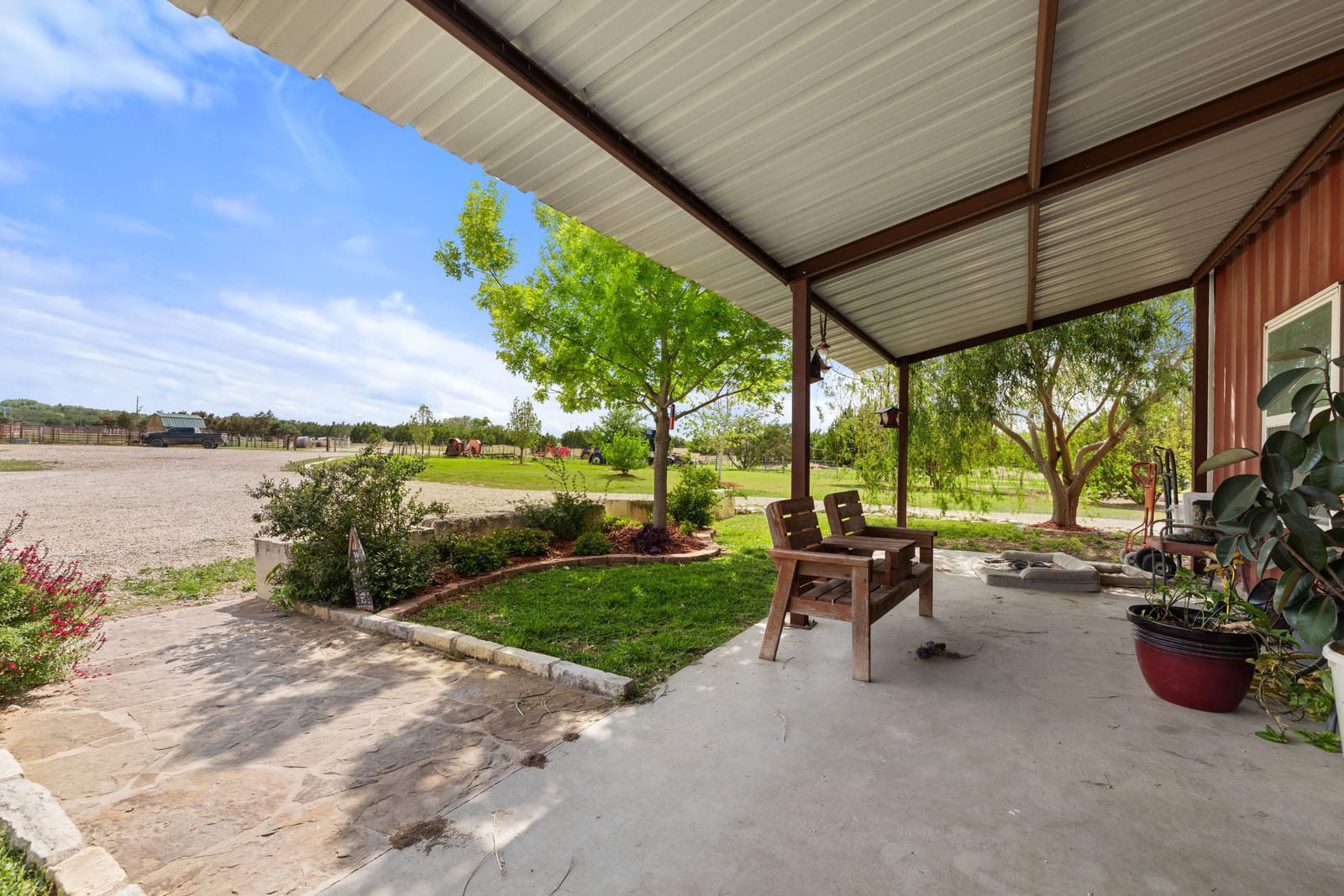 Florence ranch photo 17