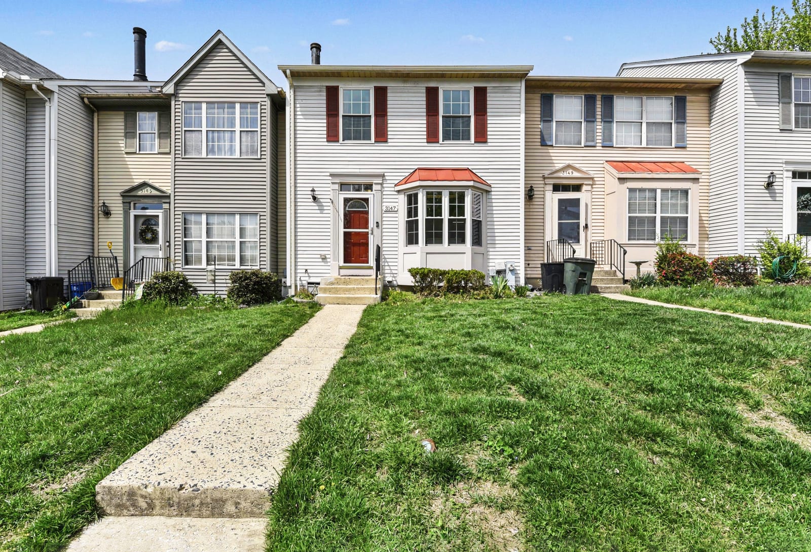 3147 3147 Thornapple Court
