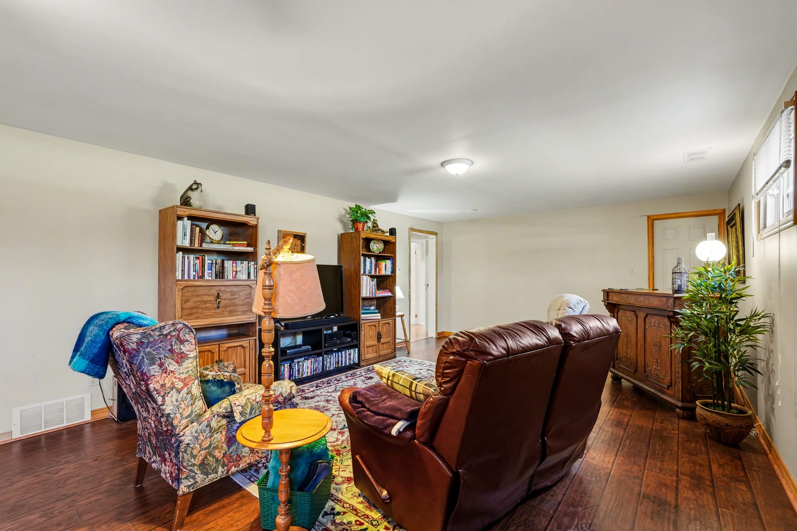 1283 Bathurst 5th Concession