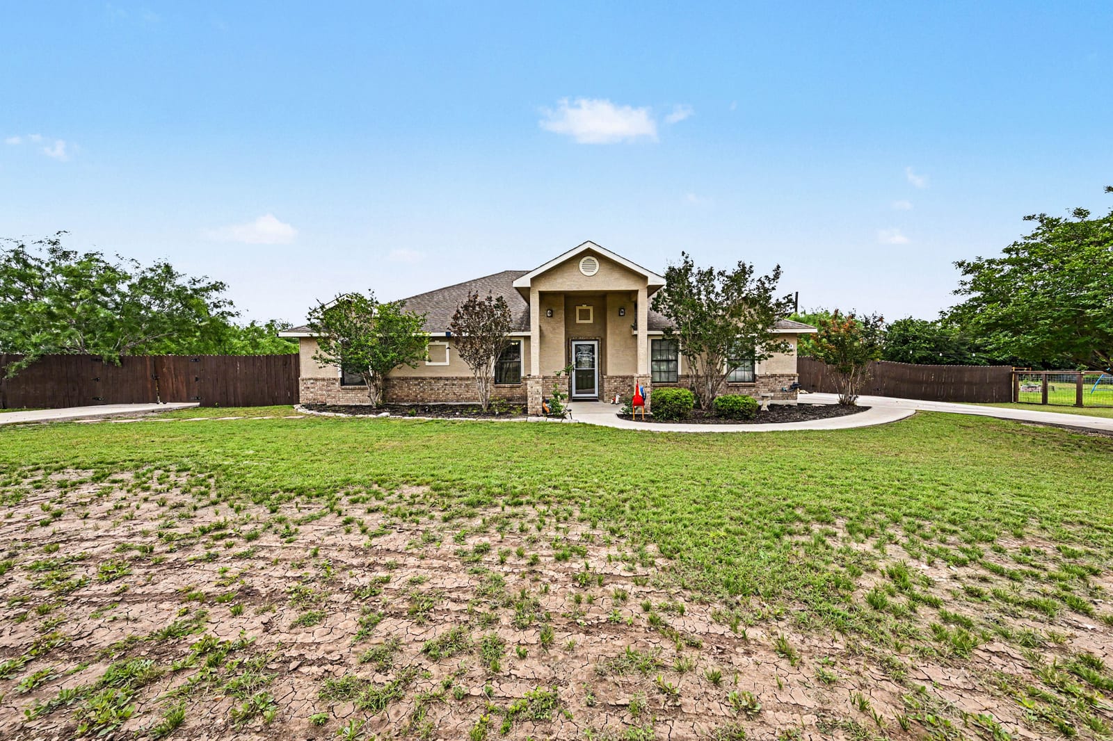 15014 Becker Bend
