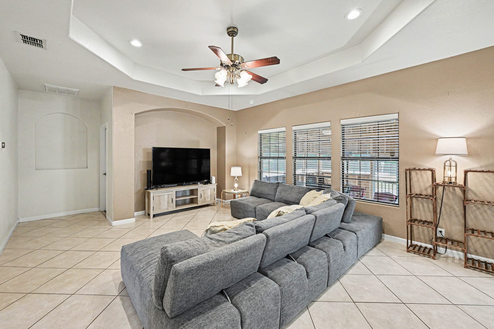 15014 Becker Bend