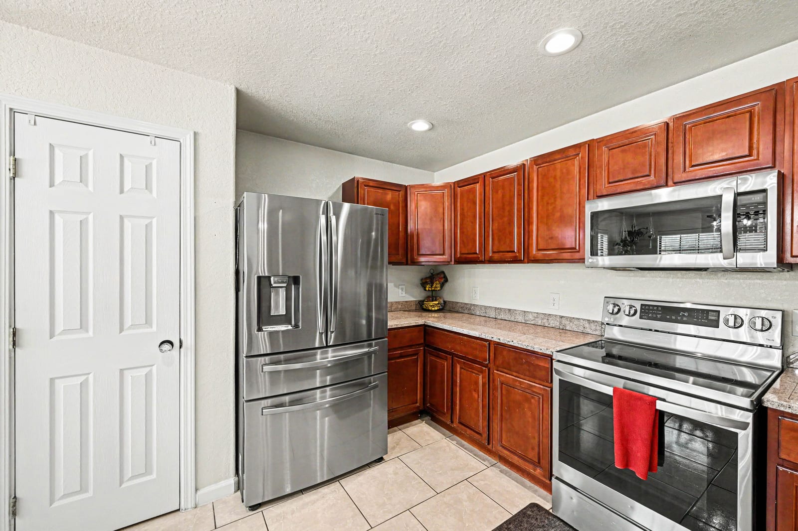 15014 Becker Bend