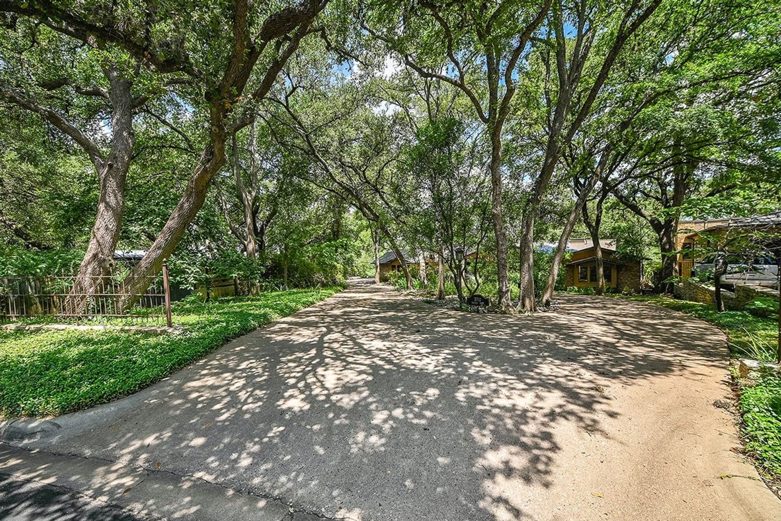 3711 Taylors Dr, Austin, TX, 78703 | Rela