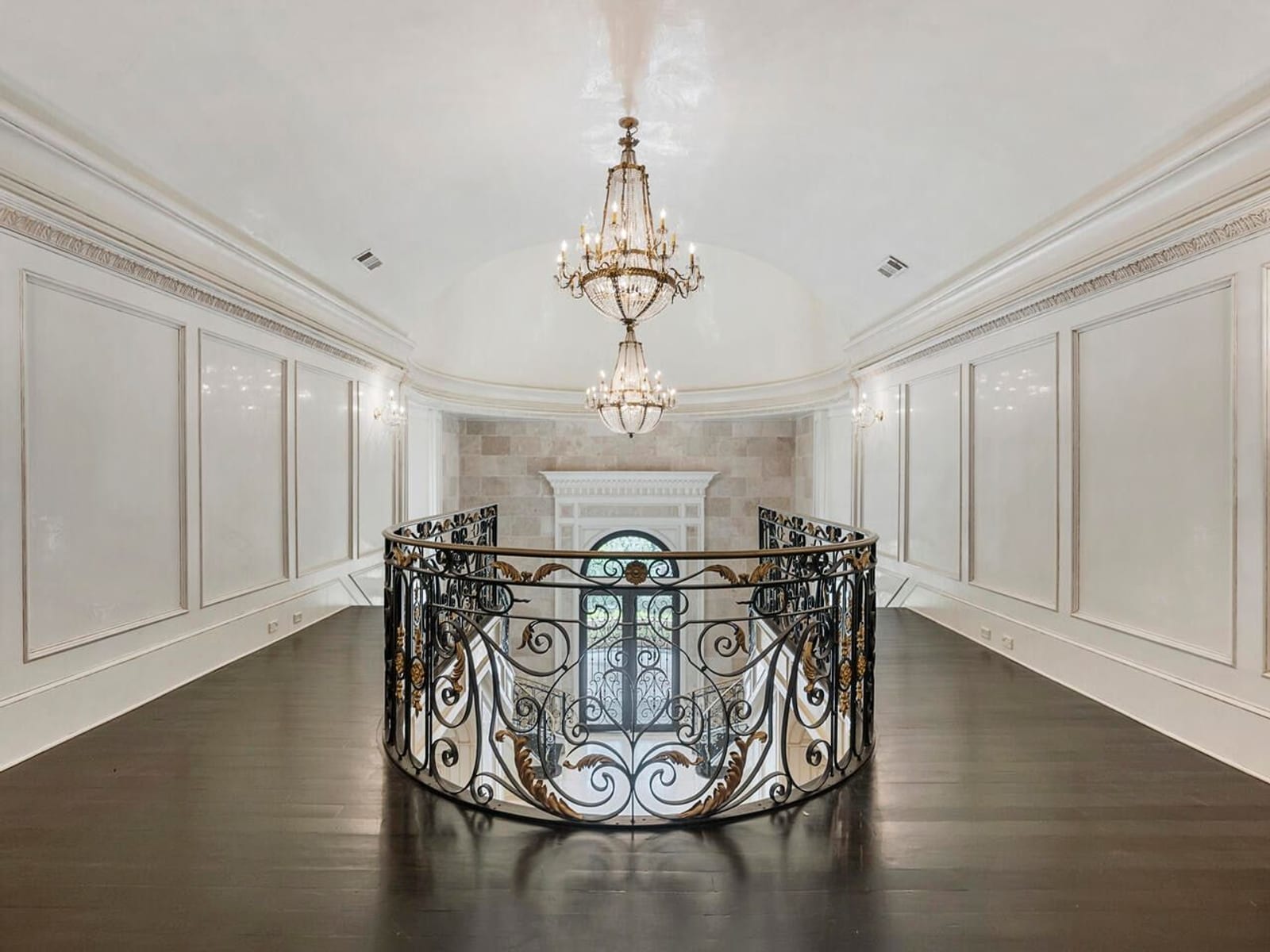 Upstairs foyer