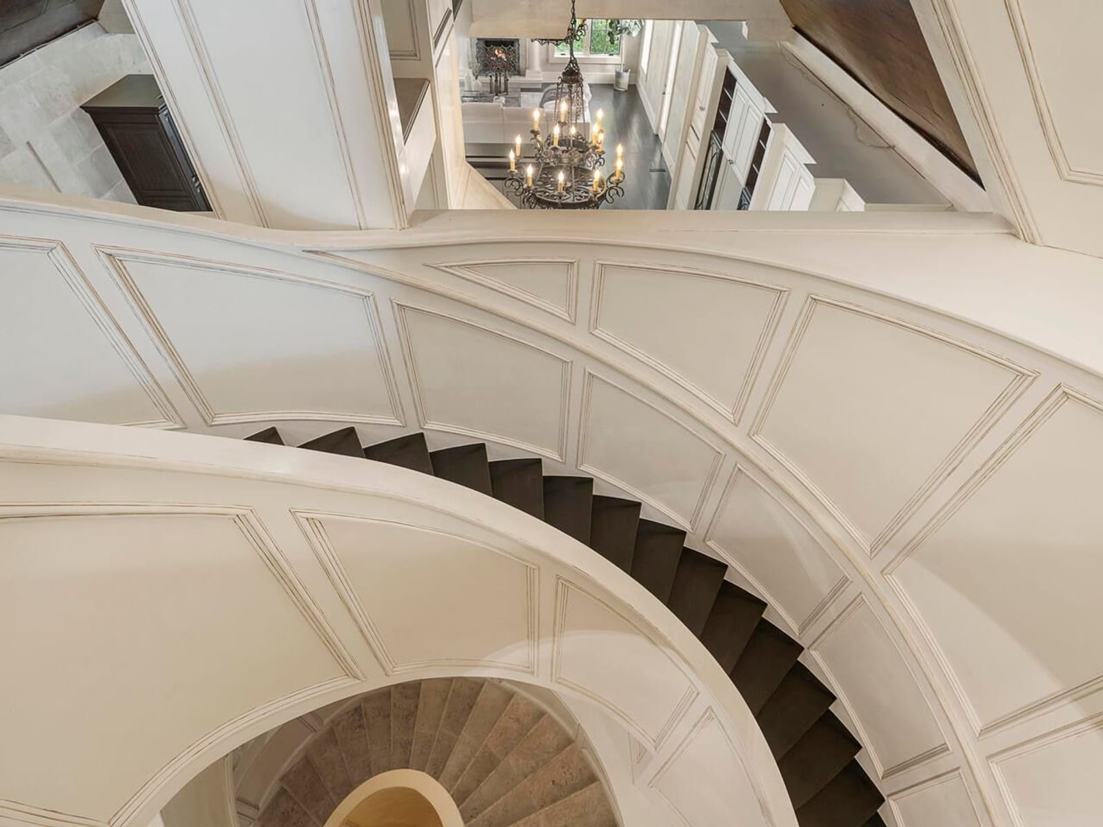 Spiral staircase