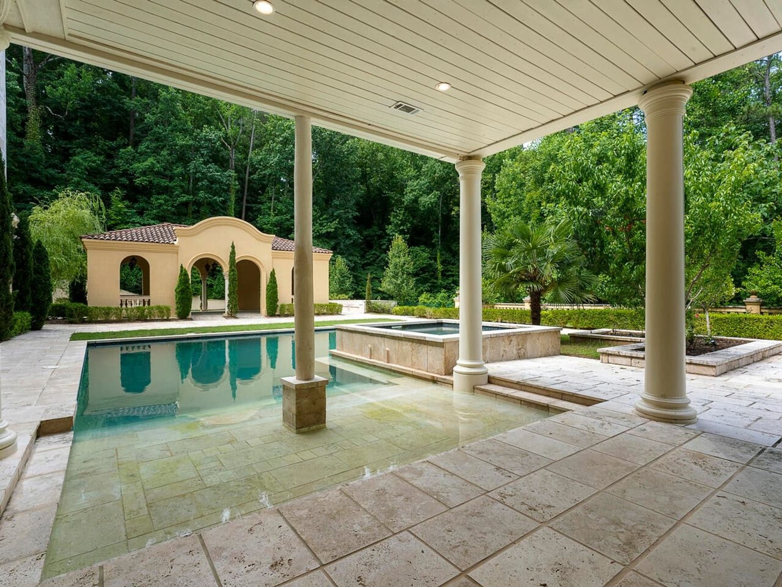 Saltwater pool