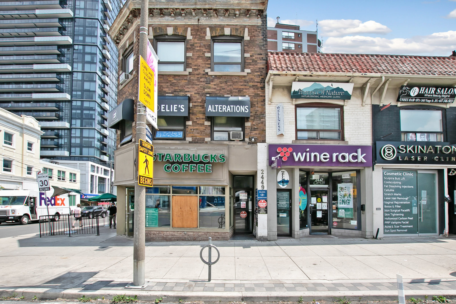 2449 Yonge Street